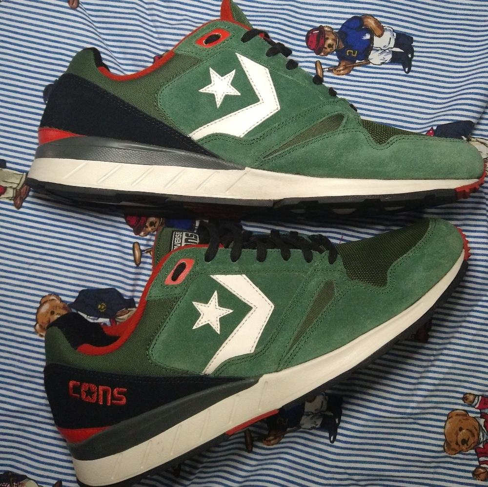 Converse Low Top Sneakers size 11 green black orange white